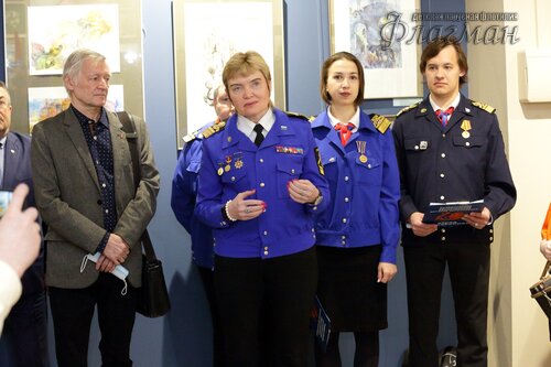 Открытие выставки работ  художника-иллюстратора Евгении Ивановны Стерлиговой YE1A0513